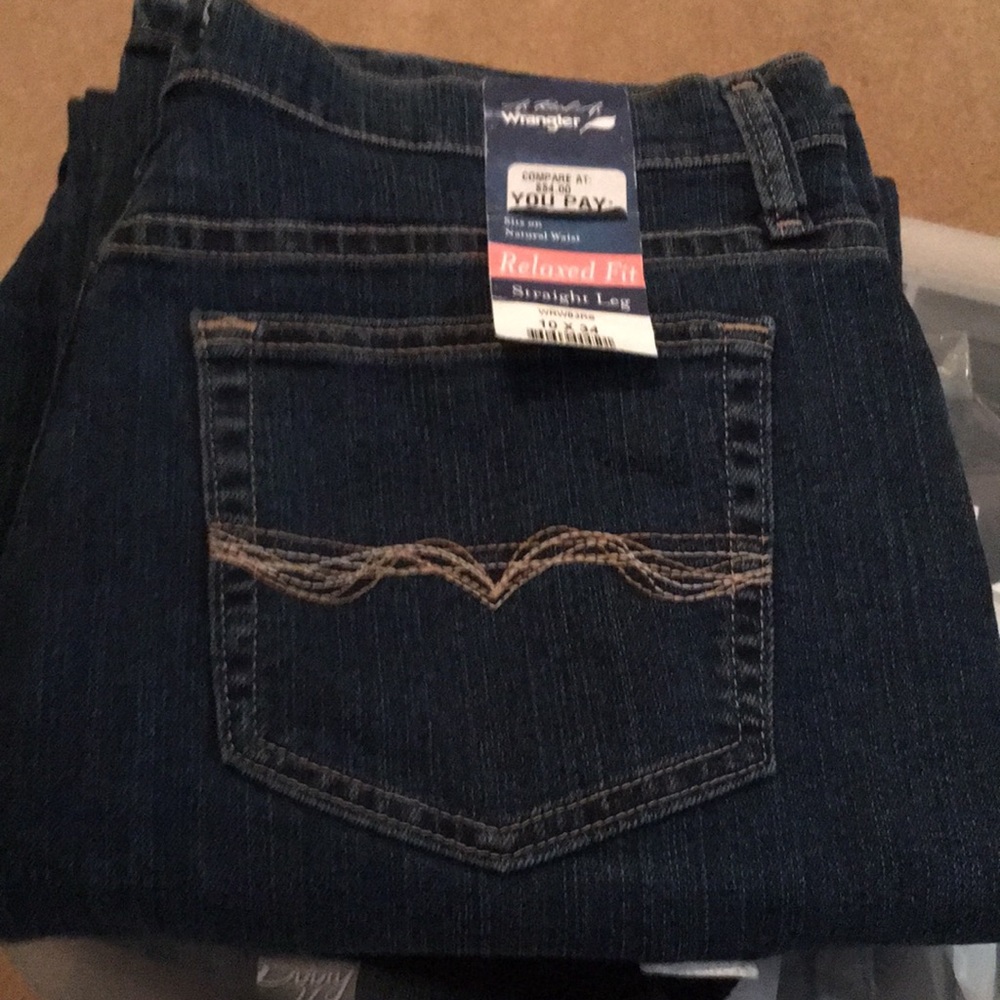 Wrangler NWT 10x34 straight leg jeans
